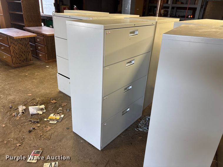 image for item EO4087 (9) metal cabinets