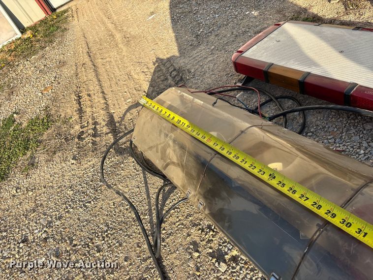 image for item EO4098 (7) light bars