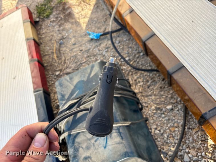 image for item EO4098 (7) light bars