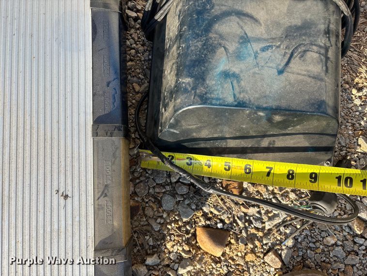 image for item EO4098 (7) light bars