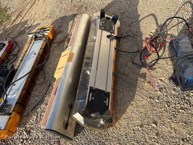 image for item EO4098 (7) light bars