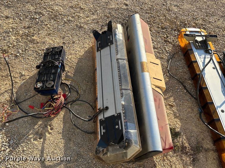 image for item EO4098 (7) light bars