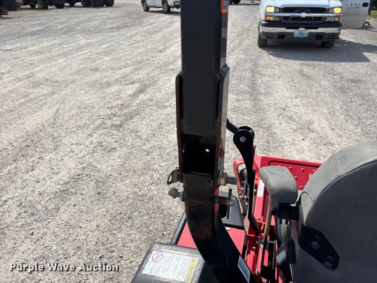 image for item EO4099 Gravely 992235 ZTR lawn mower