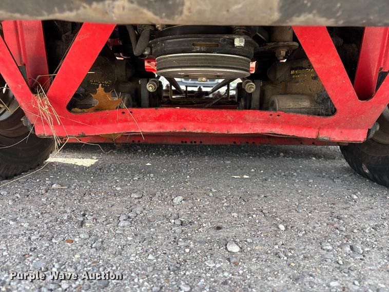 image for item EO4099 Gravely 992235 ZTR lawn mower