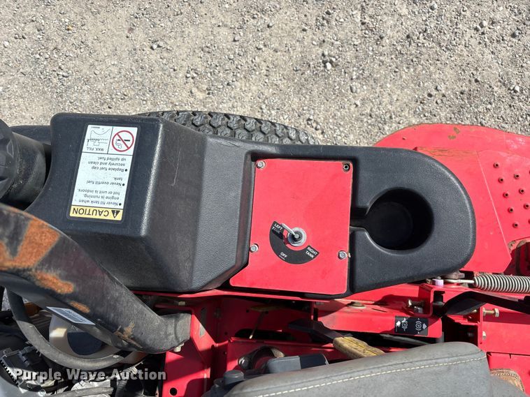 image for item EO4099 Gravely 992235 ZTR lawn mower