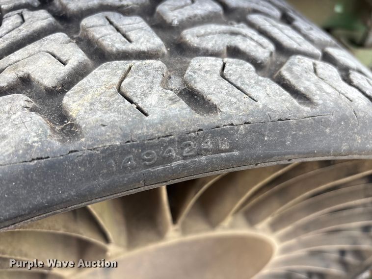 image for item EO4100 2020 John Deere Z960M ZTR lawn mower