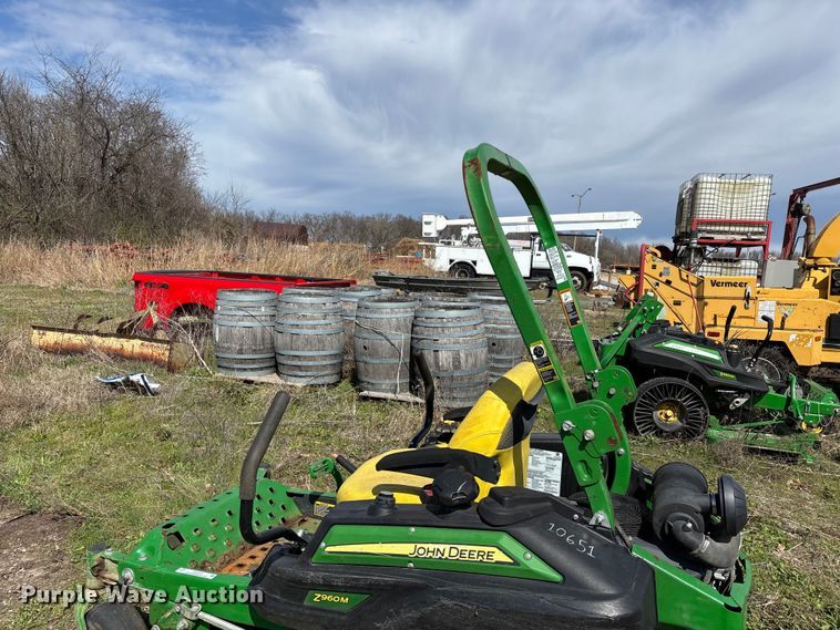 image for item EO4101 2018 John Deere Z960M ZTR lawn mower