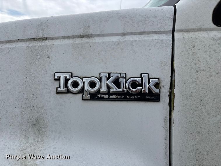 image for item EO4104 1992 GMC TopKick LoPro fuel truck