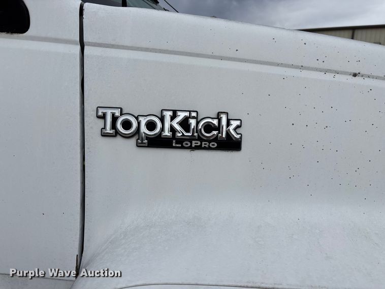 image for item EO4104 1992 GMC TopKick LoPro fuel truck