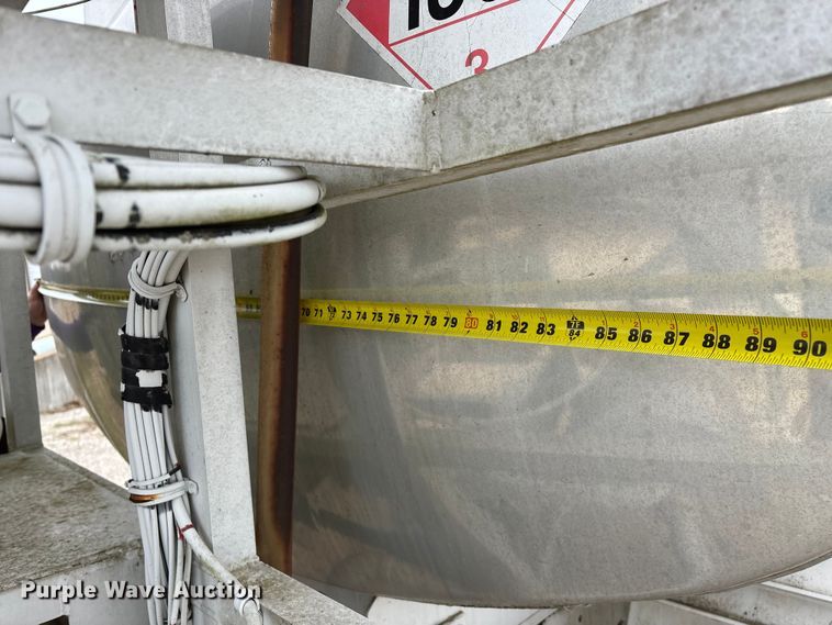 image for item EO4104 1992 GMC TopKick LoPro fuel truck