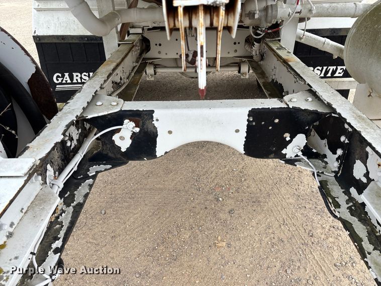 image for item EO4104 1992 GMC TopKick LoPro fuel truck