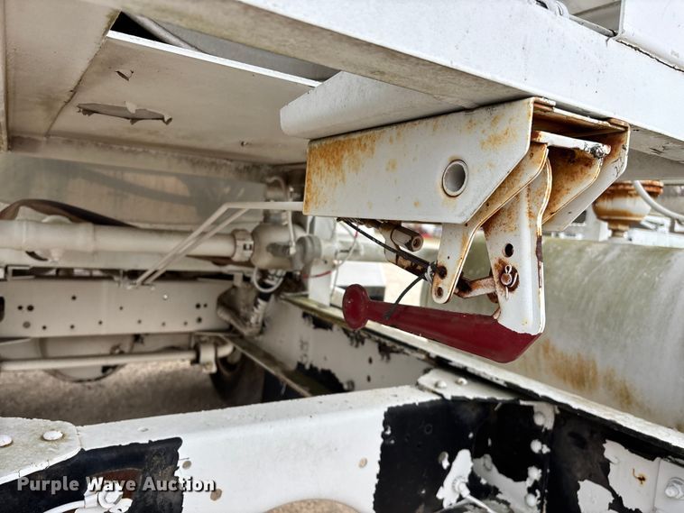 image for item EO4104 1992 GMC TopKick LoPro fuel truck