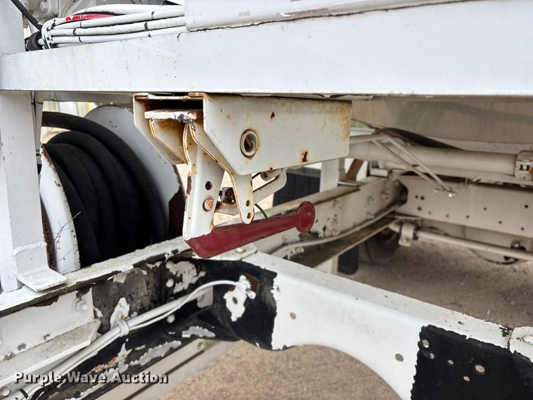 image for item EO4104 1992 GMC TopKick LoPro fuel truck