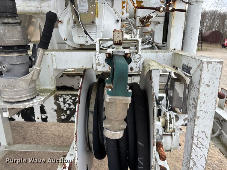 image for item EO4104 1992 GMC TopKick LoPro fuel truck