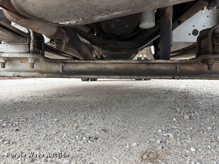 image for item EO4104 1992 GMC TopKick LoPro fuel truck