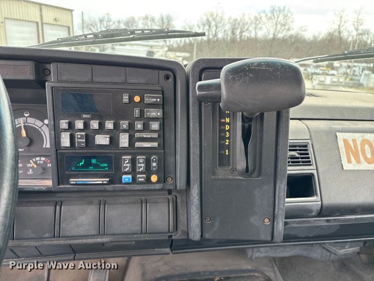 image for item EO4104 1992 GMC TopKick LoPro fuel truck