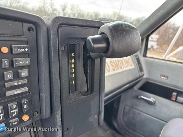 image for item EO4104 1992 GMC TopKick LoPro fuel truck