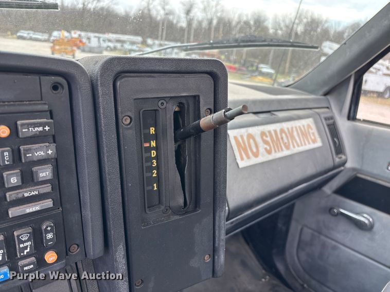 image for item EO4104 1992 GMC TopKick LoPro fuel truck