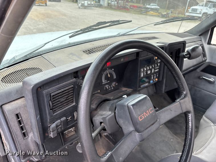 image for item EO4104 1992 GMC TopKick LoPro fuel truck