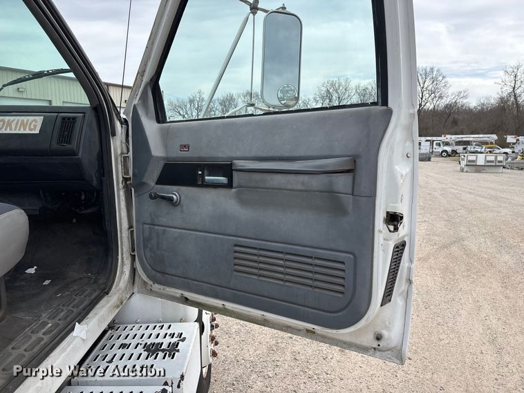 image for item EO4104 1992 GMC TopKick LoPro fuel truck