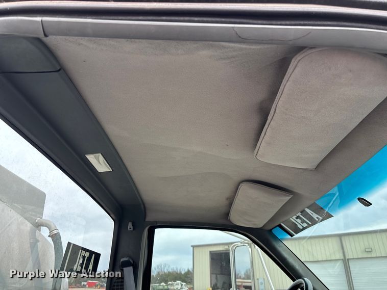 image for item EO4104 1992 GMC TopKick LoPro fuel truck