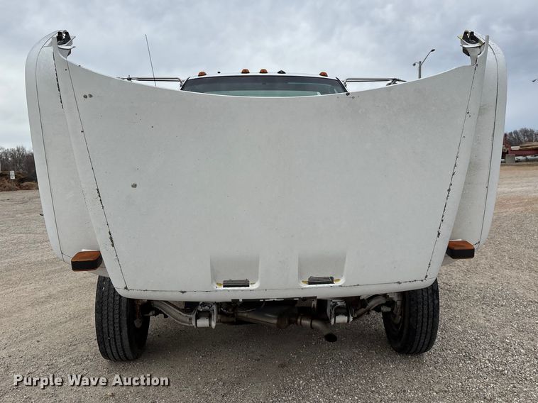 image for item EO4104 1992 GMC TopKick LoPro fuel truck