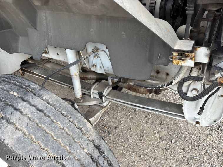 image for item EO4104 1992 GMC TopKick LoPro fuel truck