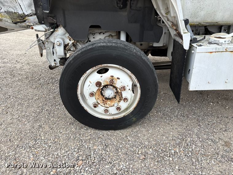 image for item EO4104 1992 GMC TopKick LoPro fuel truck