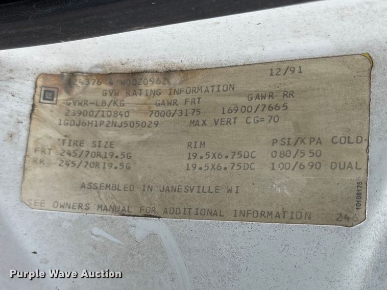 image for item EO4104 1992 GMC TopKick LoPro fuel truck