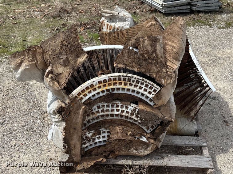 image for item EO4105 Gutter broom brushes