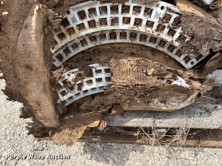 image for item EO4105 Gutter broom brushes