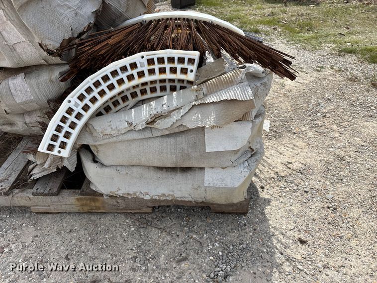 image for item EO4105 Gutter broom brushes