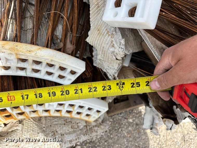 image for item EO4105 Gutter broom brushes