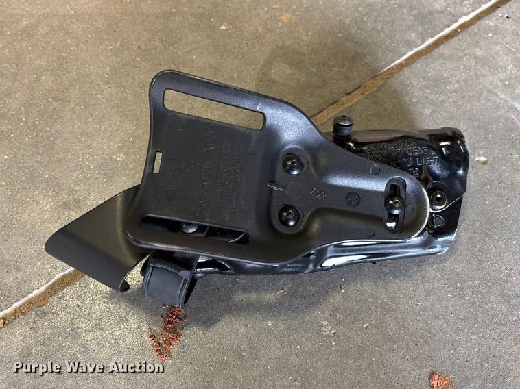 image for item EO4109 Police equipment