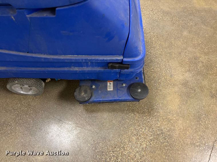 image for item EO4119 Clarke Boost 28 floor scrubber