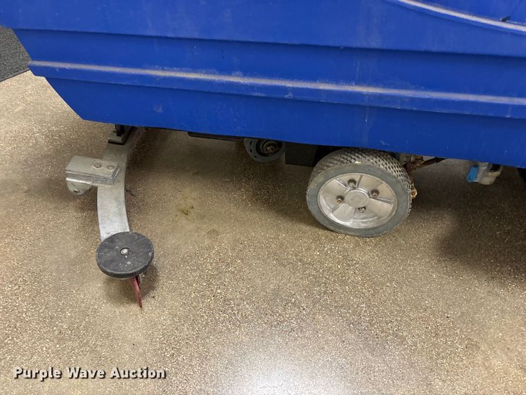 image for item EO4119 Clarke Boost 28 floor scrubber