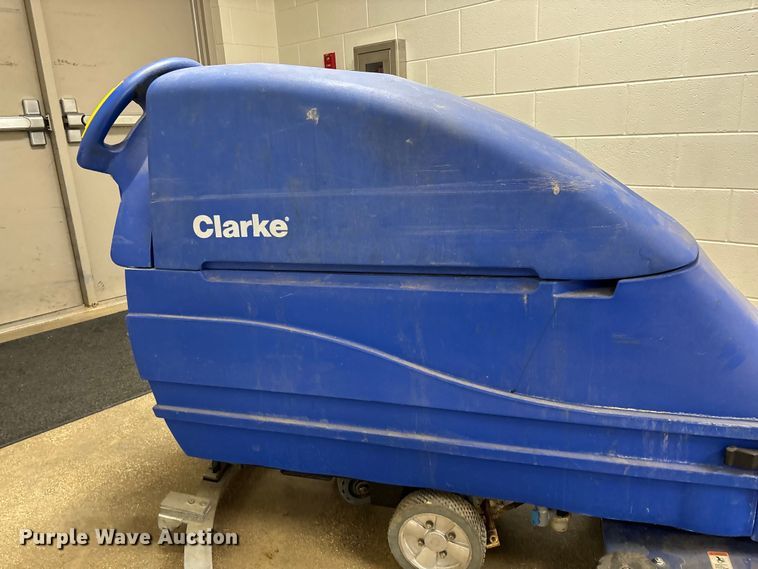 image for item EO4119 Clarke Boost 28 floor scrubber