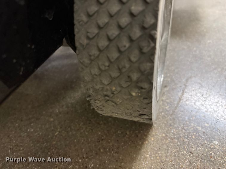 image for item EO4119 Clarke Boost 28 floor scrubber