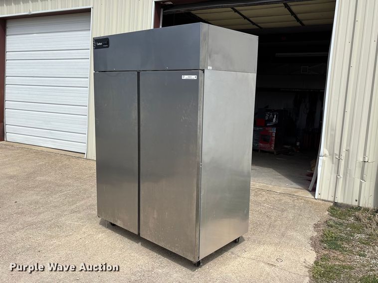 image for item EO4121 Manitowoc Delfield GCR2P-S refrigerator 