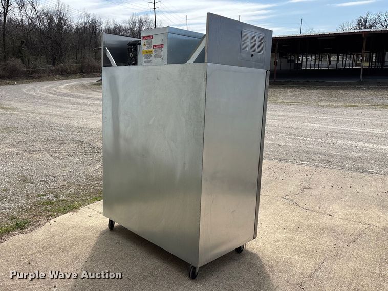 image for item EO4121 Manitowoc Delfield GCR2P-S refrigerator 
