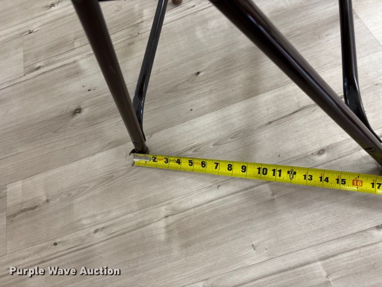 image for item EO4122 Approximately (190) folding chairs