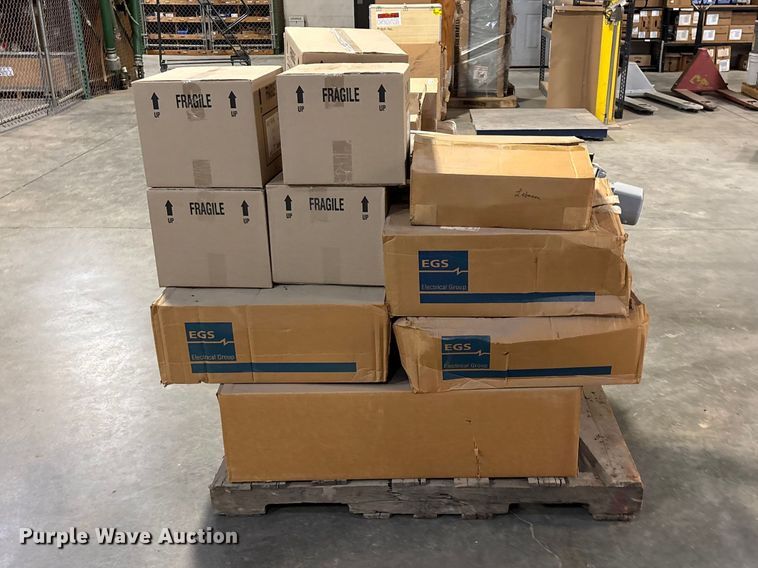 image for item EO4126 Light fixtures 
