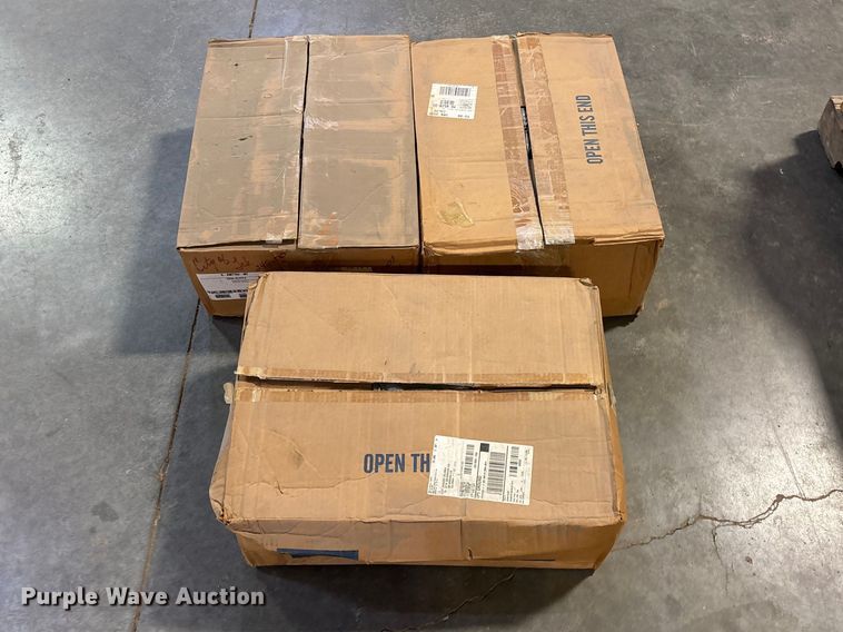 image for item EO4126 Light fixtures 