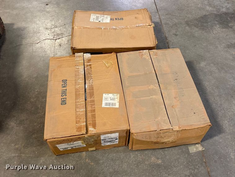 image for item EO4126 Light fixtures 