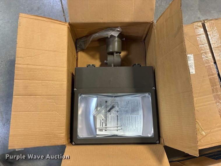 image for item EO4126 Light fixtures 