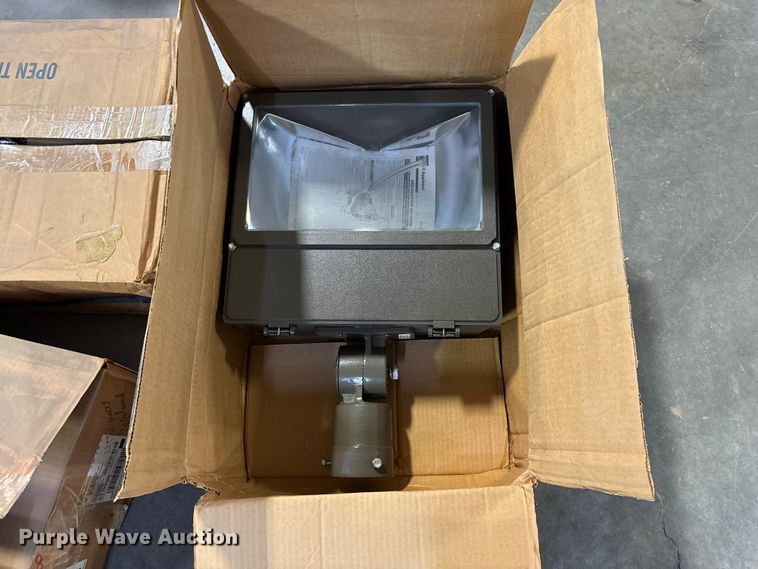 image for item EO4126 Light fixtures 