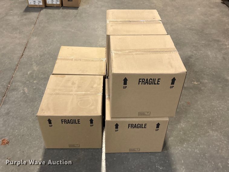 image for item EO4126 Light fixtures 
