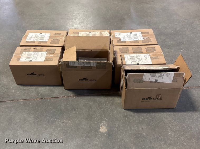 image for item EO4126 Light fixtures 