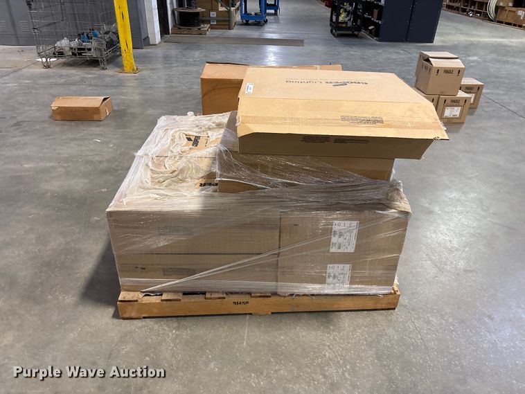image for item EO4126 Light fixtures 