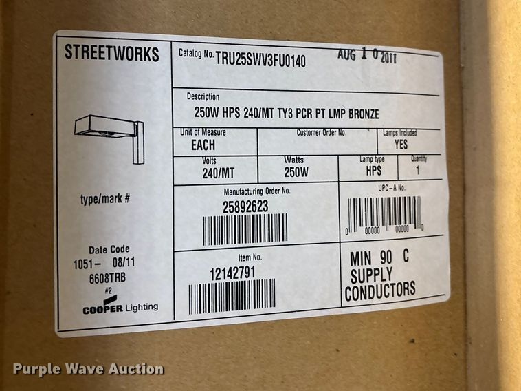 image for item EO4126 Light fixtures 